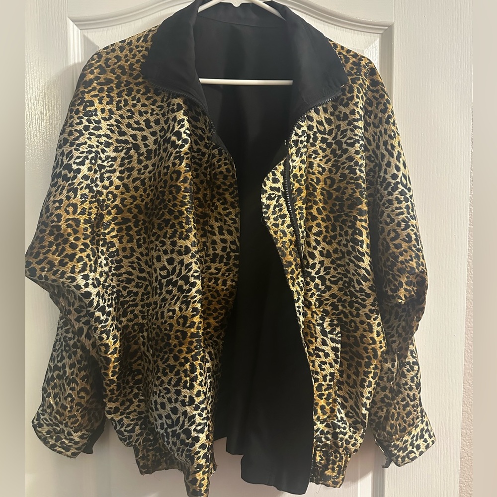 Vintage reversible leaopard and black jacket